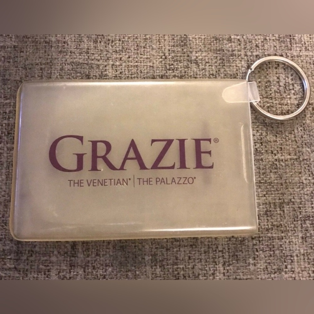 Grazie Members Club Venetian Palazzo Card Holder Case Protector Keychain Vegas